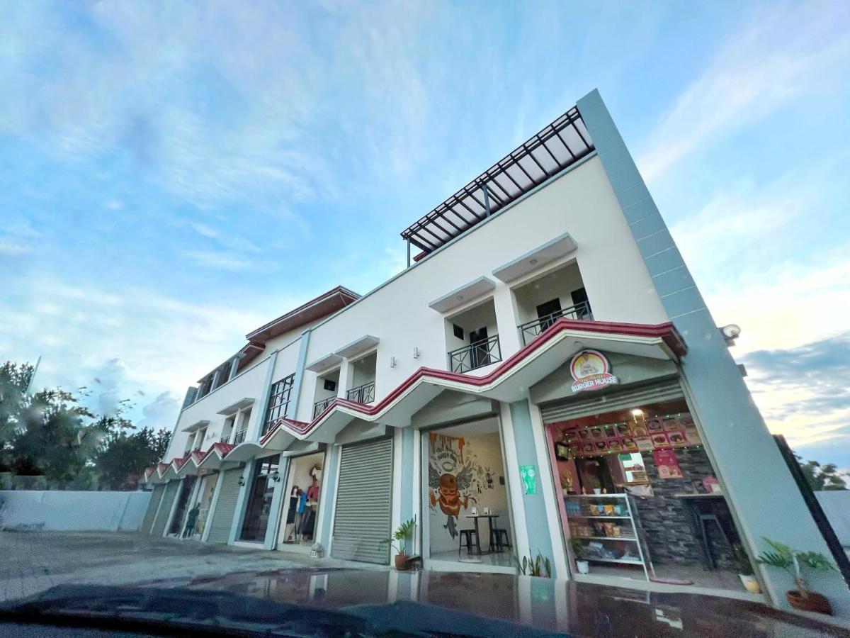 Verra Inn Tagaytay City Exterior foto