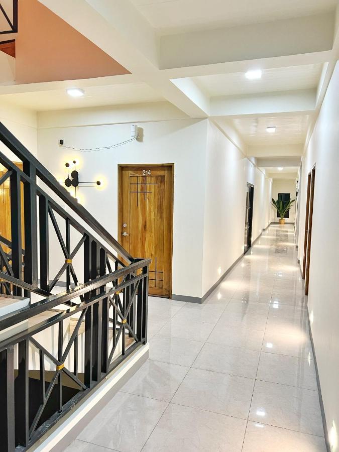 Verra Inn Tagaytay City Exterior foto